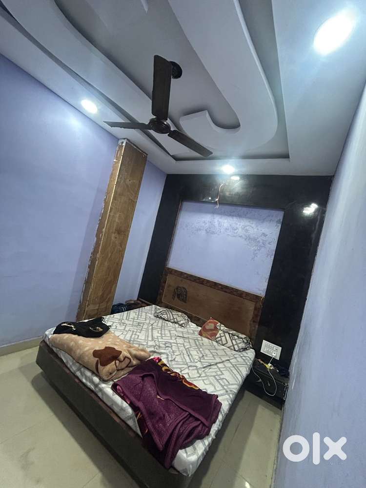 Room’s for batchlour’s