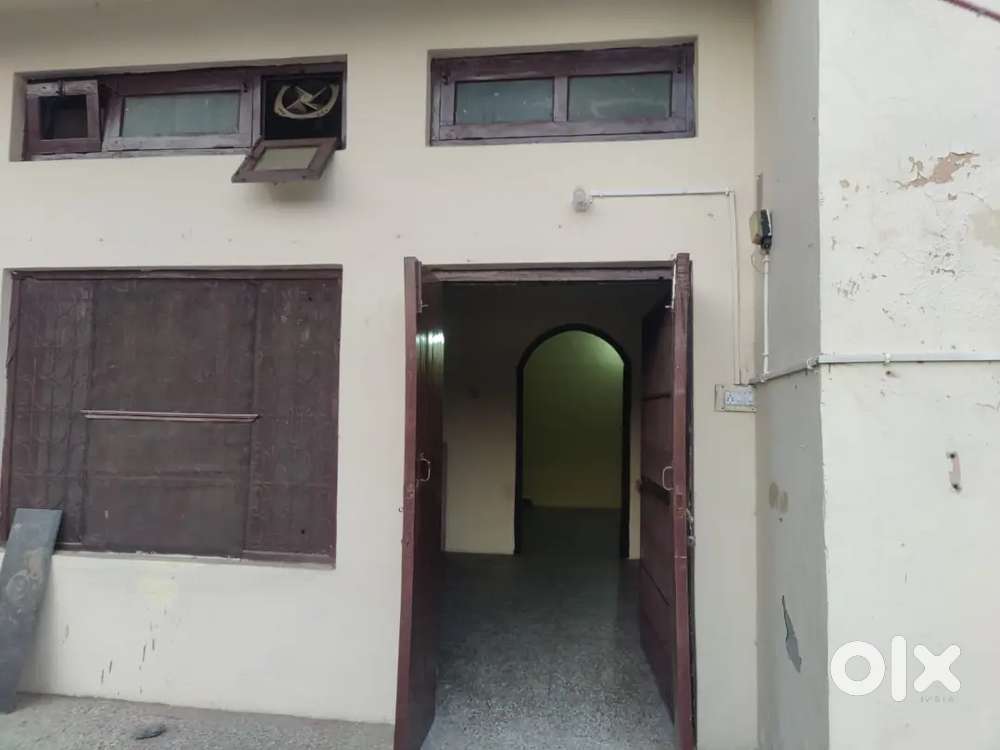 Rental for family not pg boys and girls