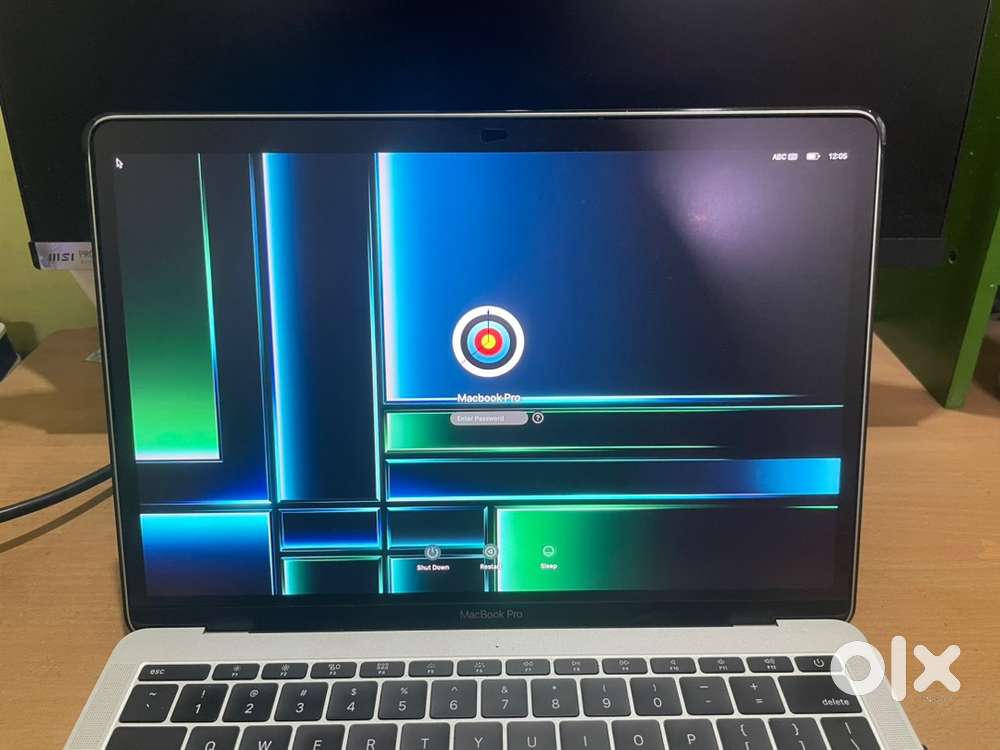 MacBook Pro A1708  16GB RAM  128GB SSD  Dual Boot macOS & Windows