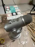 Blue Yeti USB Mic for Professional Recording
