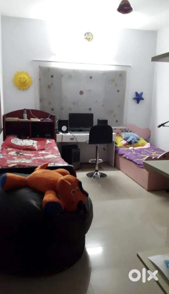 beds with storage + glass table