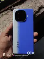 IQOO NEO 10R 12GB. 256 ROM