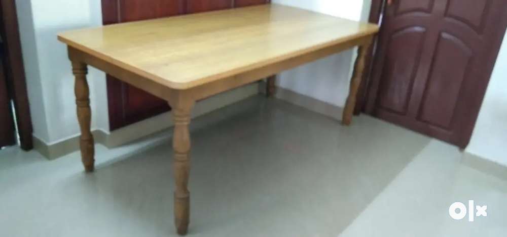 Dinning table