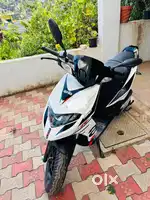 Aprilia SR 160 2023
