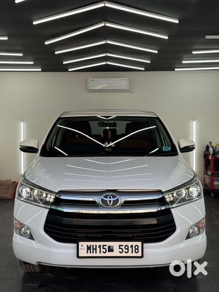 Toyota Innova Crysta 2.4 V 8 STR, 2018, Diesel