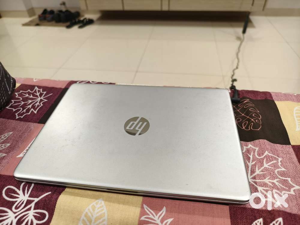 HP 14S Core i3 7th gen Laptop with charger