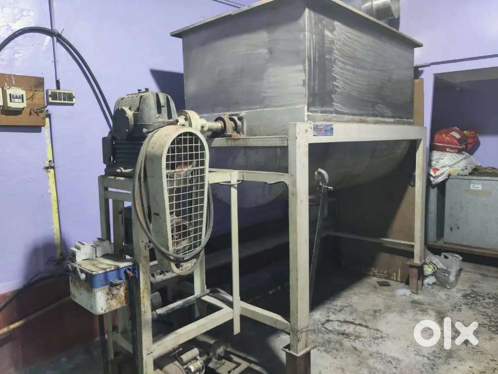 Ribbon Blender Machine