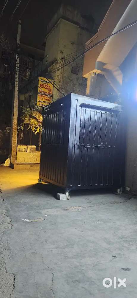 7/6 Container cabin with fully loaded brought one year back