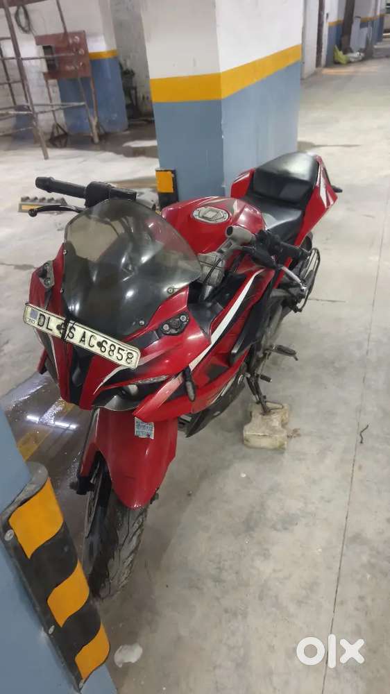 Red Pulsar RS200, 46000 KM driven