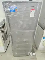 I'dp8 samsung silver fresh double door fridge with inbuilt stabilizer