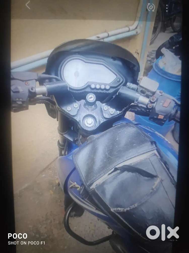 Pulsar 150