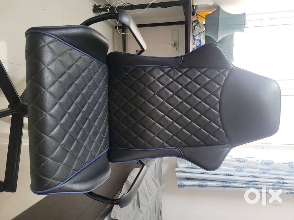 Ikea UTESPELARE gaming ergonomic chair with study table