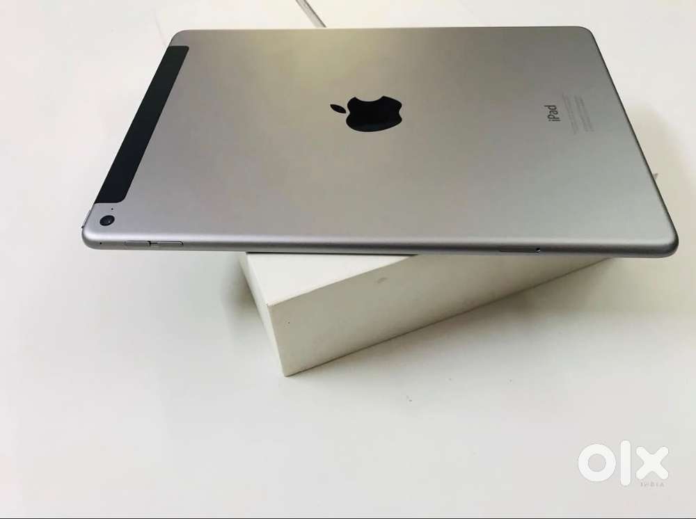 NEW sealed BOX IPAD AIR 2 128 gb space grey
