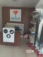Pickup and drop. Aur store ko manage karna