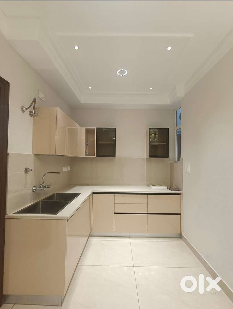 3 BHK Flat For Sale With Lift (Gmada Approved)