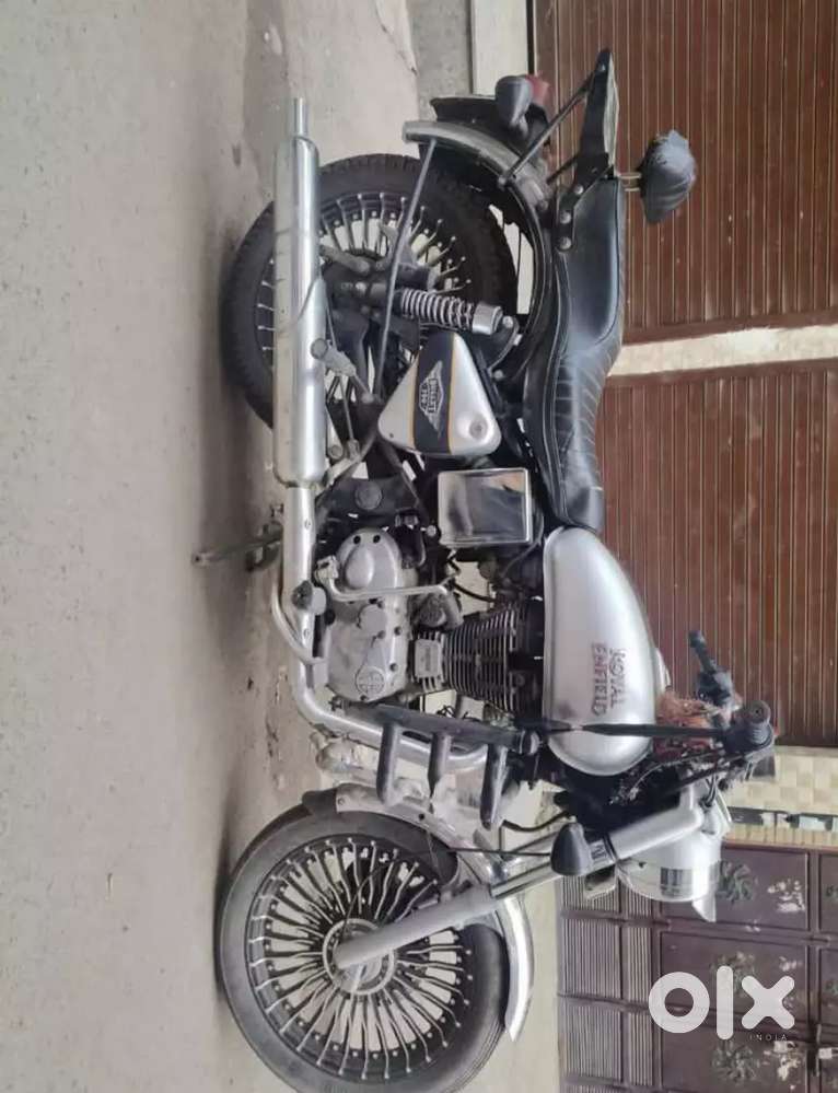 ROYAL ENFIELD BULLET (2018)