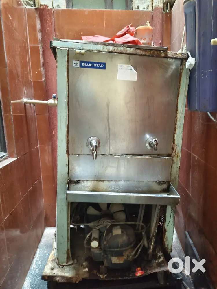 Water cooler 25 LETTER chalu condition all working body damage hai