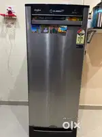 Whirpool 182 L Refrigerator on sell