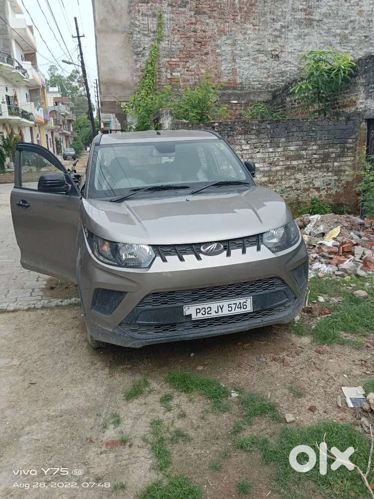 Mahindra KUV100 NXT 2018 Petrol 61500 Km Driven