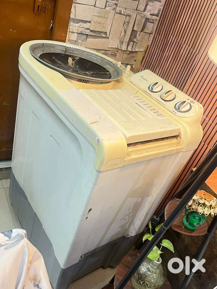 Wirlpool 6.5kg Semi-Automatic Washine Machine