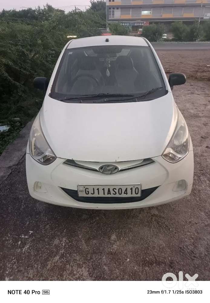 Hyundai EON 2014 Petrol 32000 Km Driven