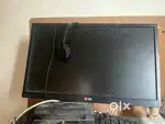 Lg desktop with key board