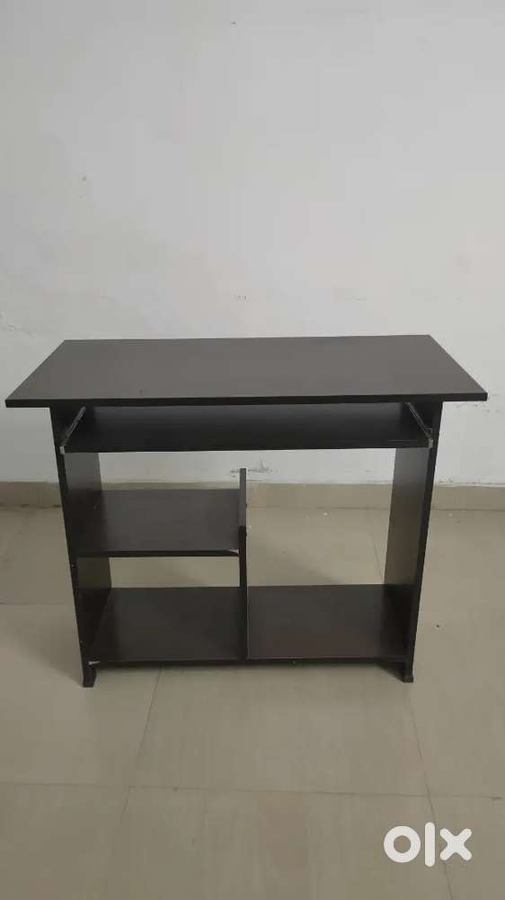 Computer Table