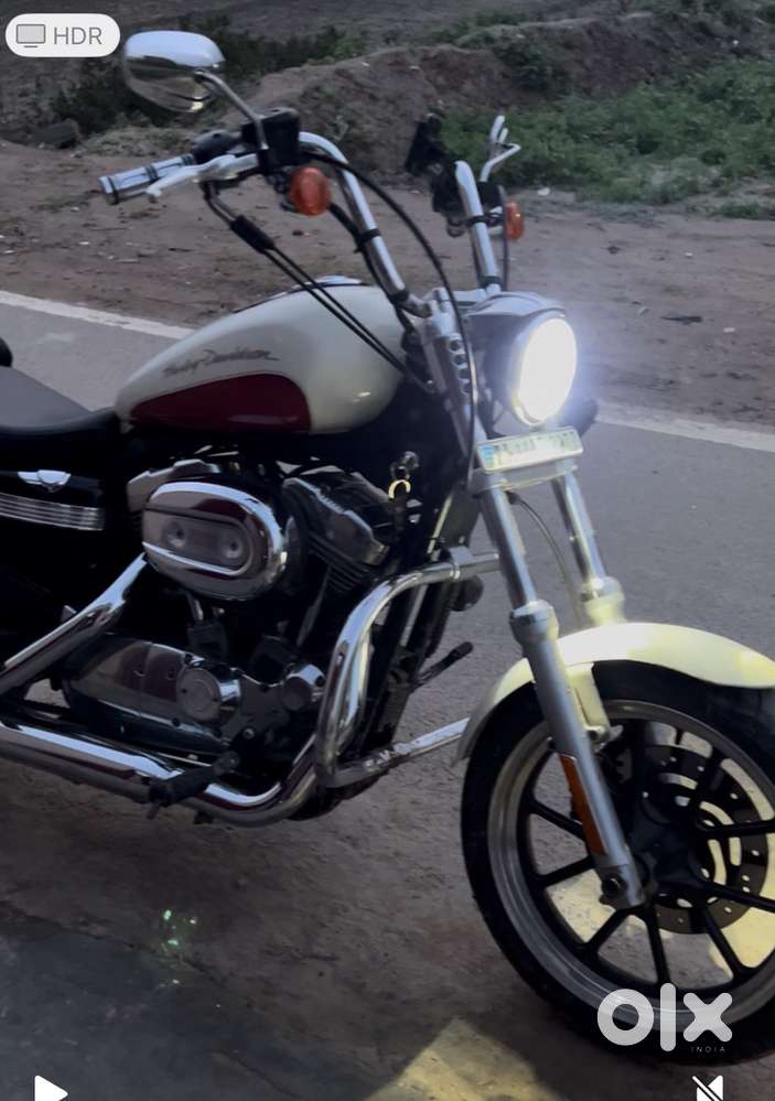 Harley davidson 883 purely custom made