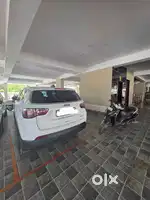 Manual car and single hand use