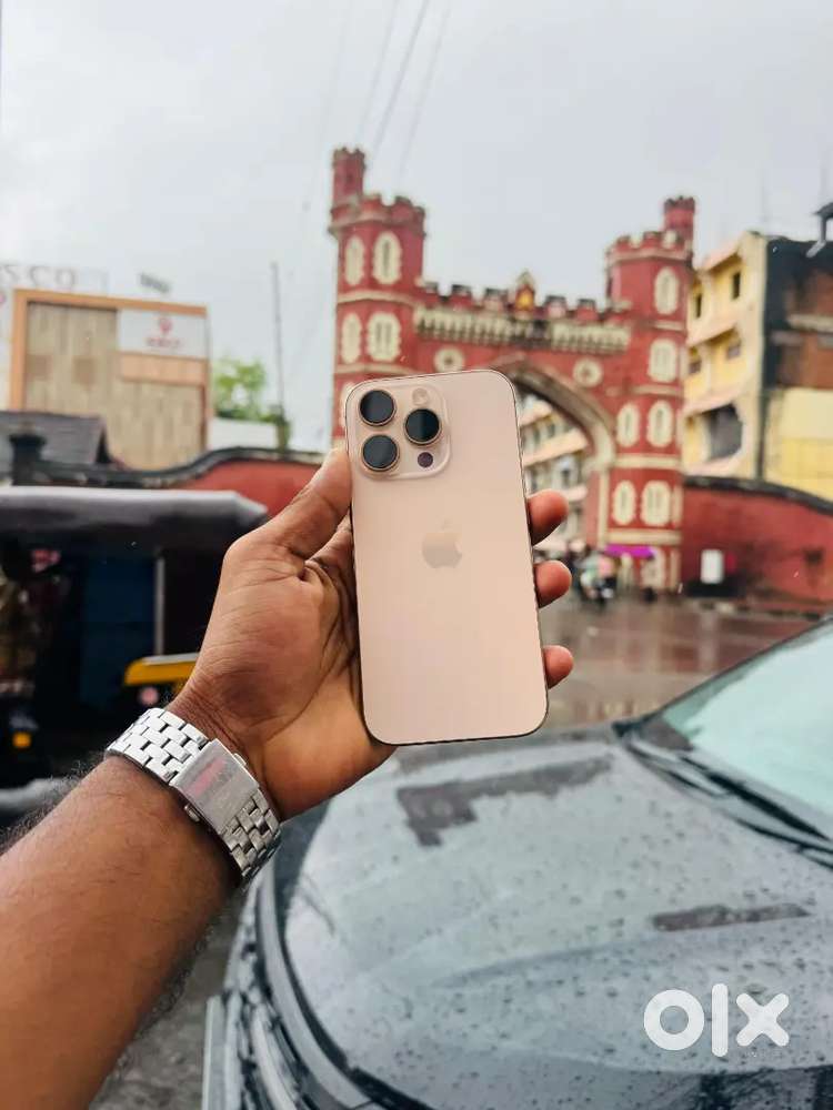 IPHONE 16PRO MAX 256GB JUST OPEN HANDSET AVAILABLE