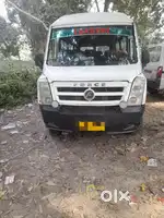 Force Traveller 17 + 1 Seater