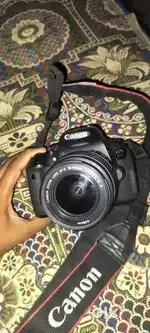 Camera. CANON EOS700d touch screen with 18-55lens