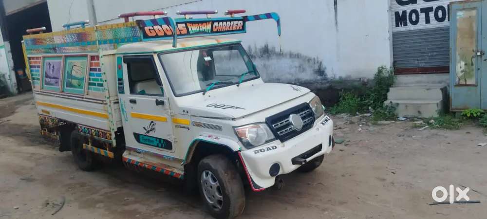 Mahindra Bolero fully built body
