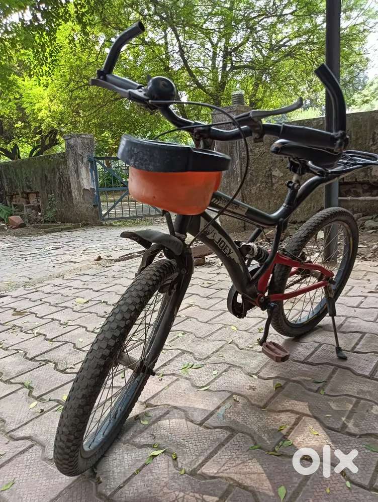 Tata strider bicycle in excellent condition just like new