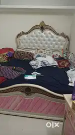 King size bed