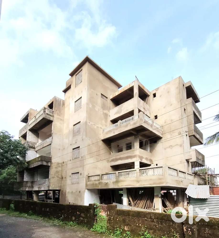 Cuncolim 2BHK flat  for sale  with stilt parking 1 km from Bus stand