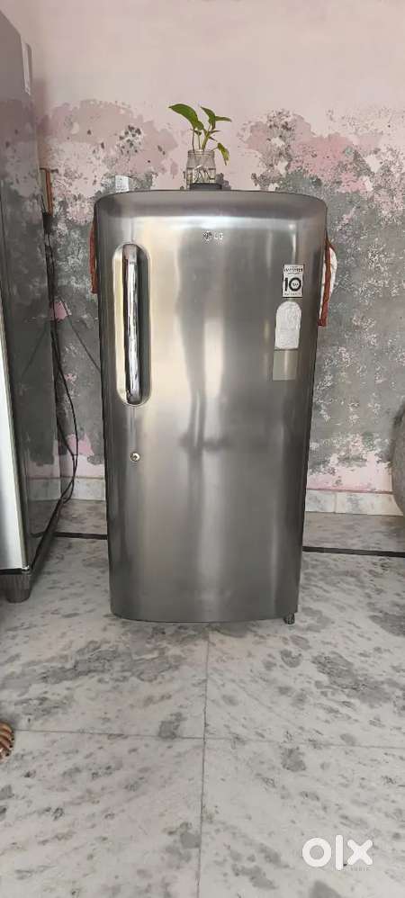 RESTAURANT KITCHEN EQUIPMENTS