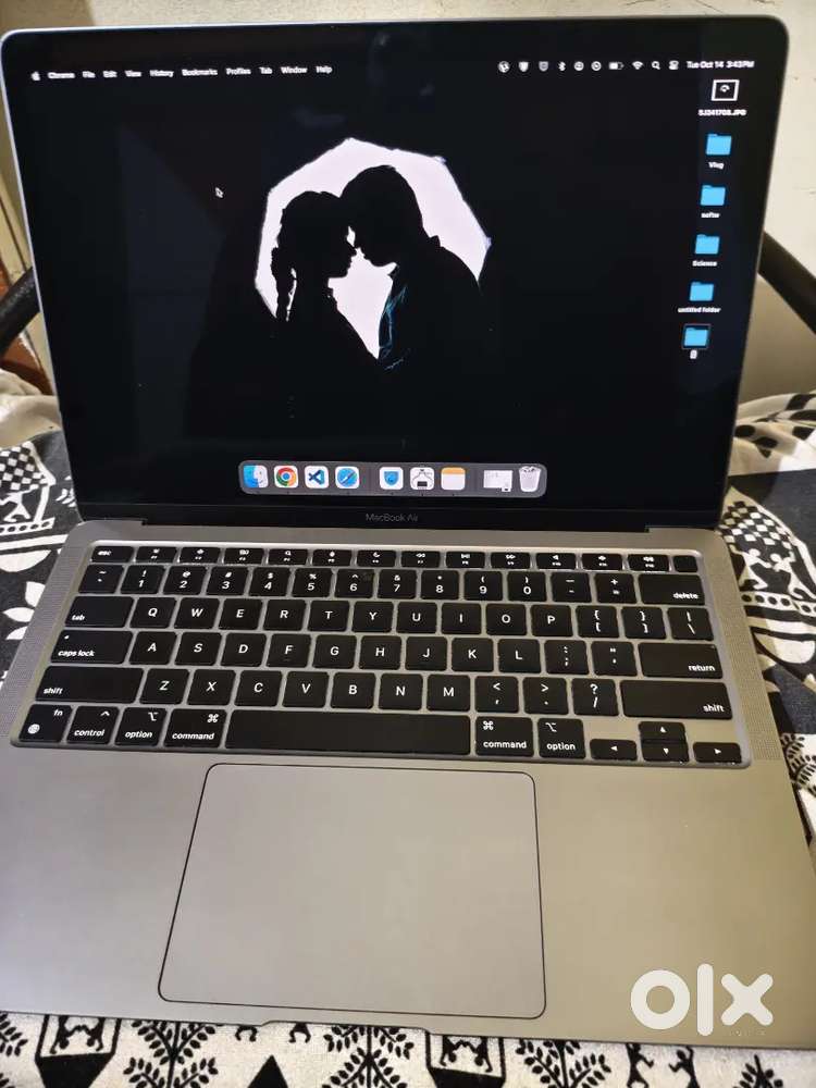 Macbook M1 Air