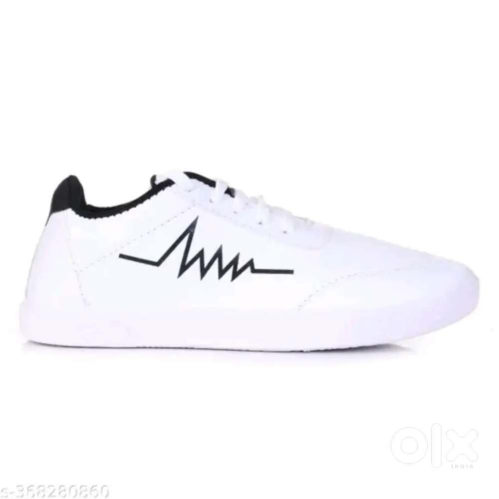 Modern fabulous casual shoes