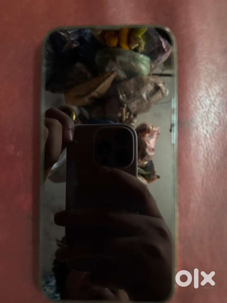I phone 13 good quality non damaged