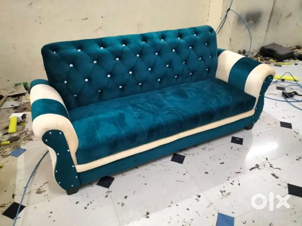 Good looking sofa set with Affordable price