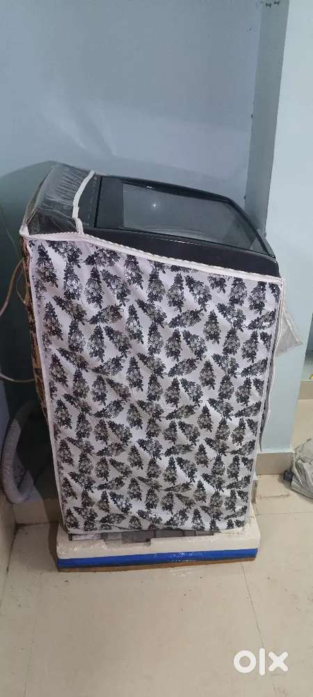 Move Out Sale Whirlpool 6.5Kg(in-built heater) fuly automatic Top Load