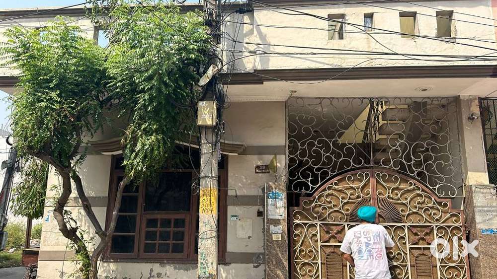 CORNER KOTHI FOR SALE GATED COLONY