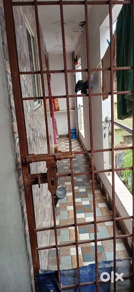 500sft house and 250sft commercial shop only genuine buyers contact