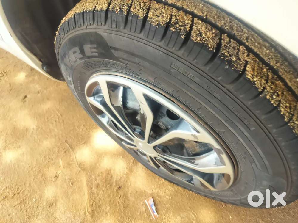 Maruti Suzuki Dzire 2013