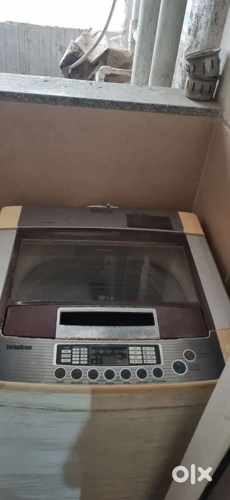 Washing Machine and fridge
