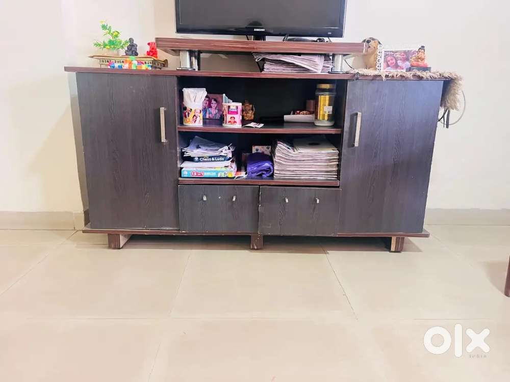 Well Condition Home Furniture