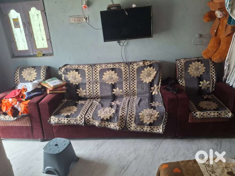 5 seater sofa for sale