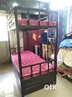 bunk bed with 2 mattress