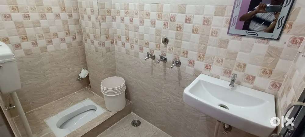 2BHK 2BATH 2BAL 24WATER GAS PIPELINE CCTV FLAT